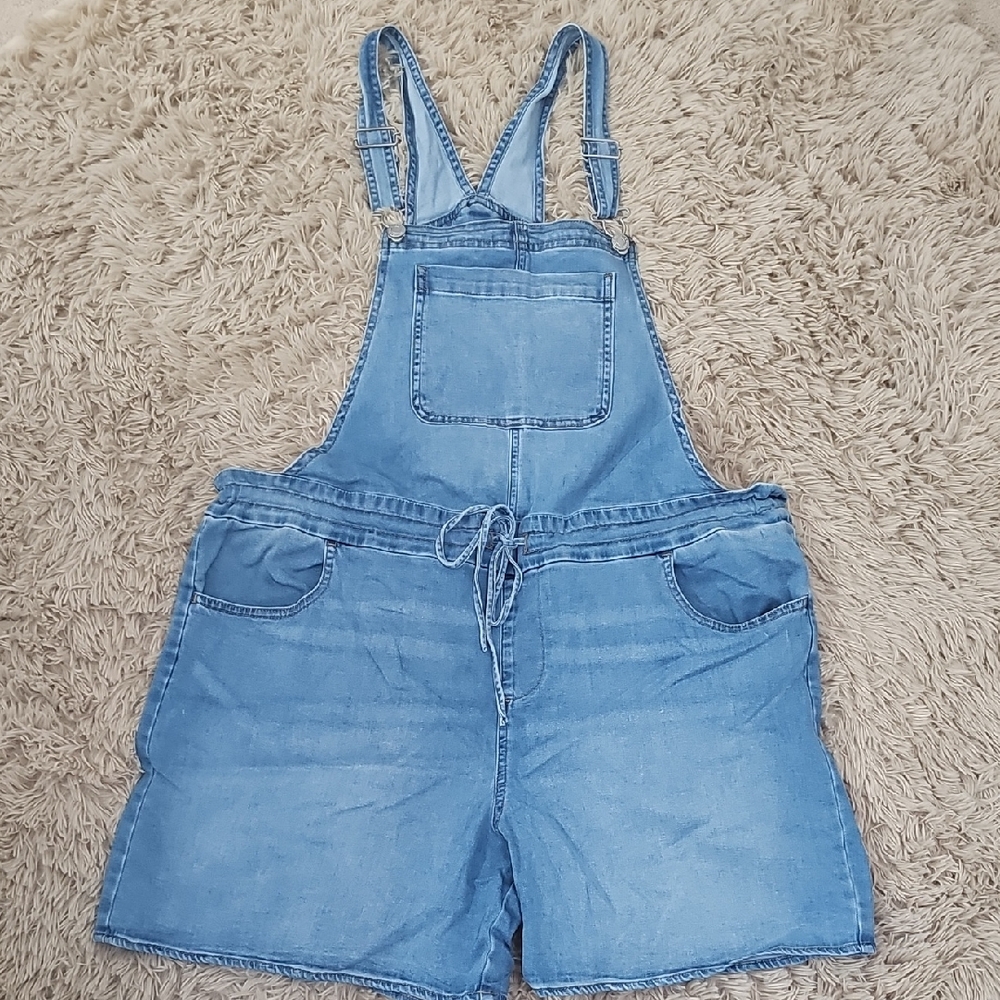 Maurices Light Blue Denim Overalls, Size Large